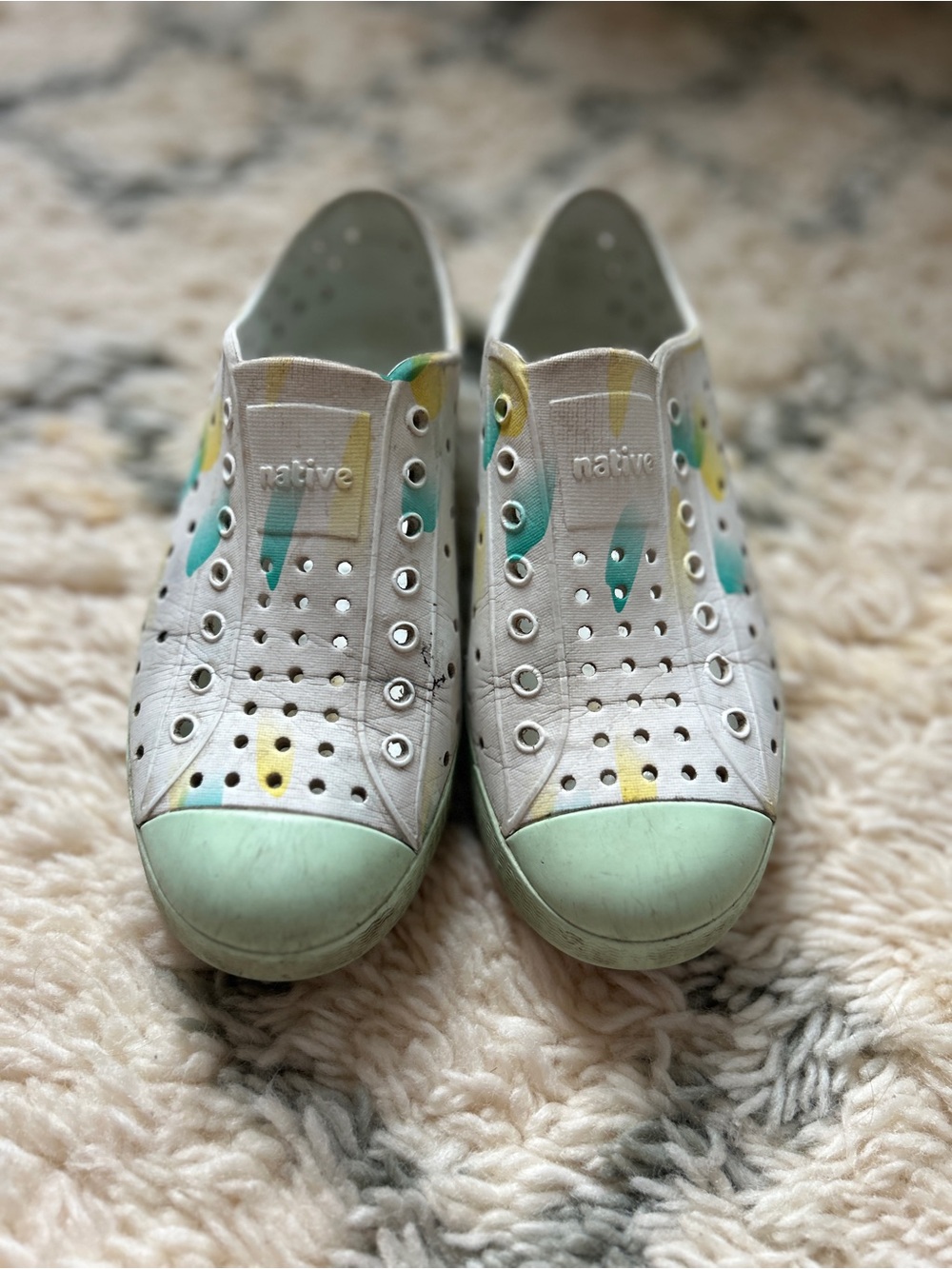 Native Kids Water Shoes in White with Mint Green and Yellow Accents